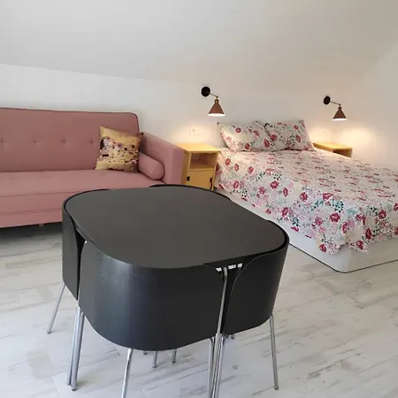 Apartment Hexagonal En Torremolinos